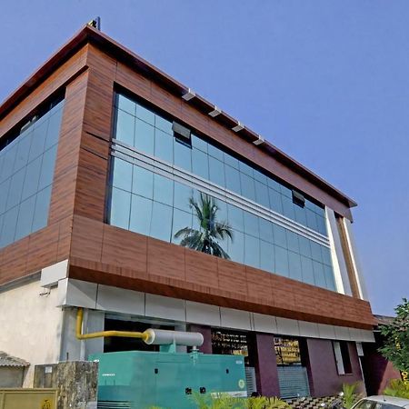 Treebo Trip Majestic Inn Thampanoor Thiruvananthapuram Kültér fotó