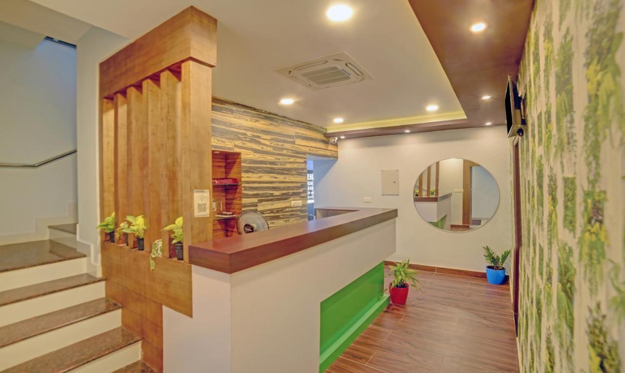 Treebo Trip Majestic Inn Thampanoor Thiruvananthapuram Kültér fotó