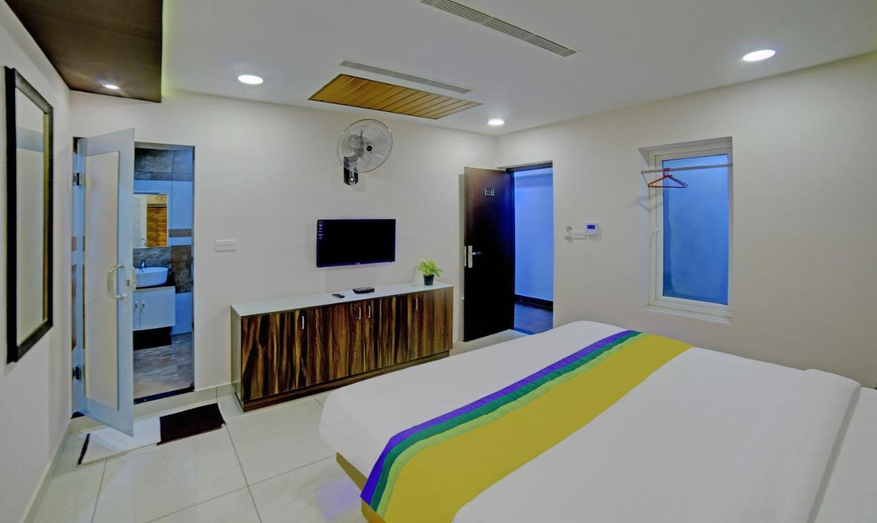 Treebo Trip Majestic Inn Thampanoor Thiruvananthapuram Kültér fotó