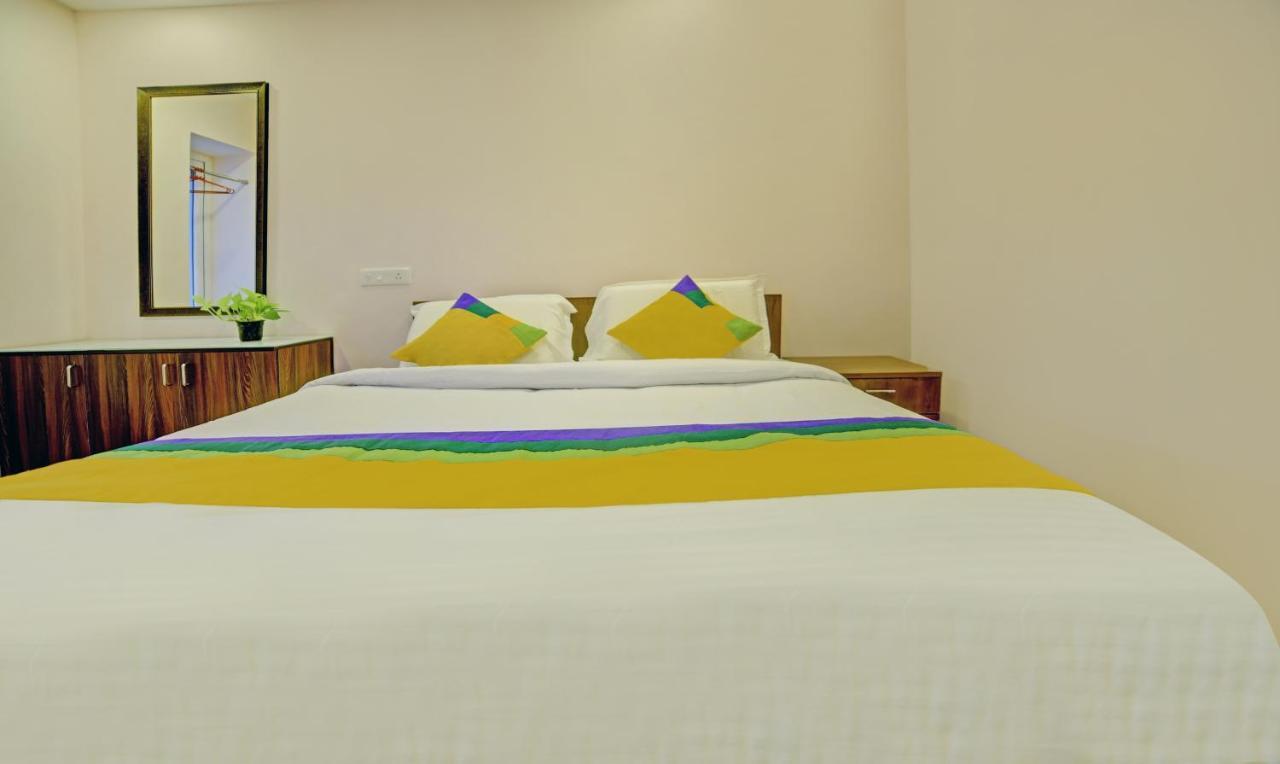 Treebo Trip Majestic Inn Thampanoor Thiruvananthapuram Kültér fotó