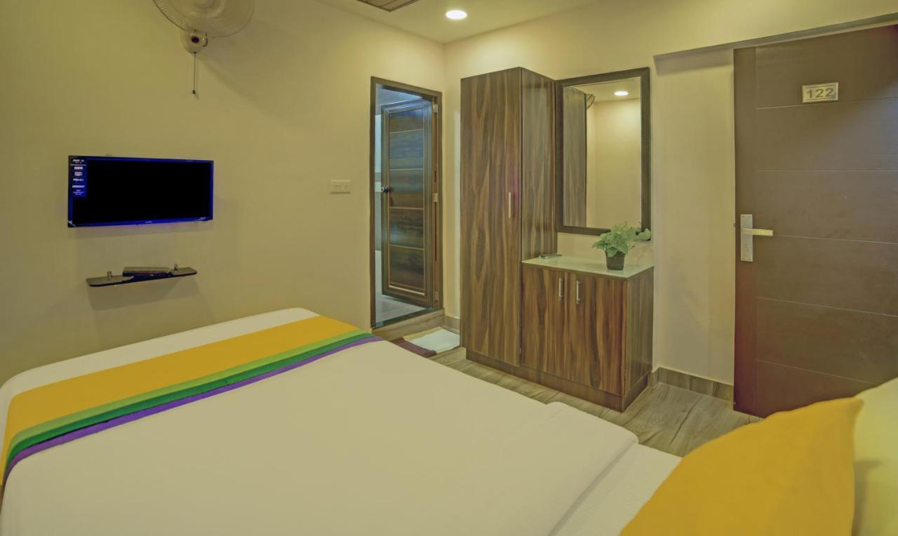 Treebo Trip Majestic Inn Thampanoor Thiruvananthapuram Kültér fotó
