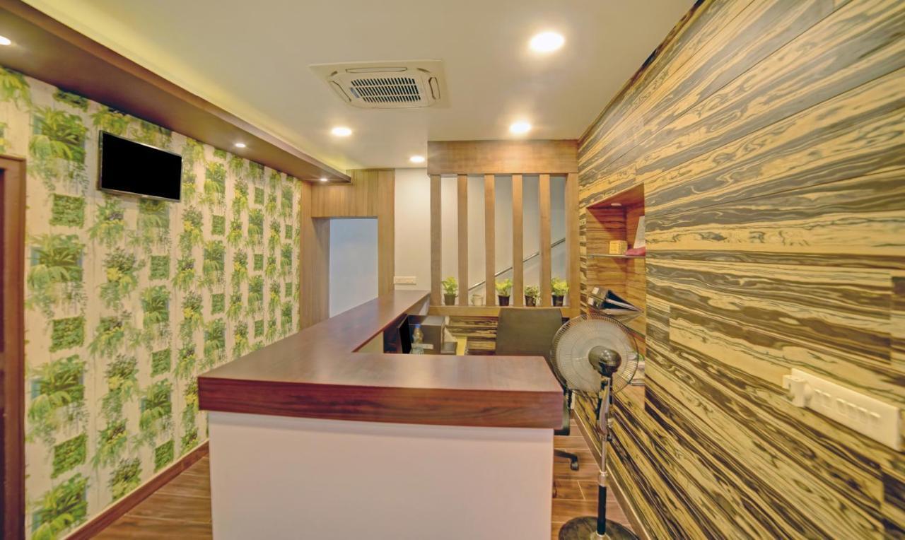 Treebo Trip Majestic Inn Thampanoor Thiruvananthapuram Kültér fotó